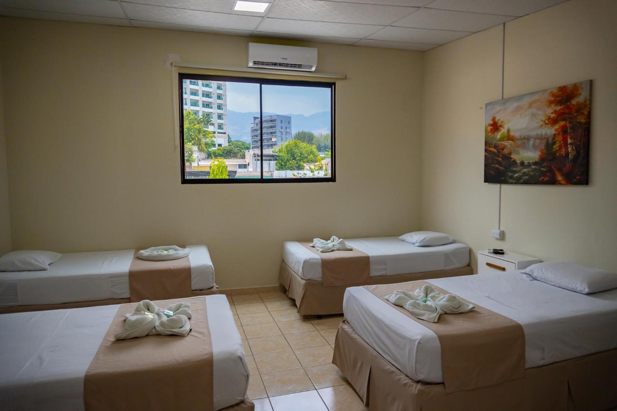 Hotel La Capilla - Suites & Apartments San Benito Сан-Сальвадор Экстерьер фото